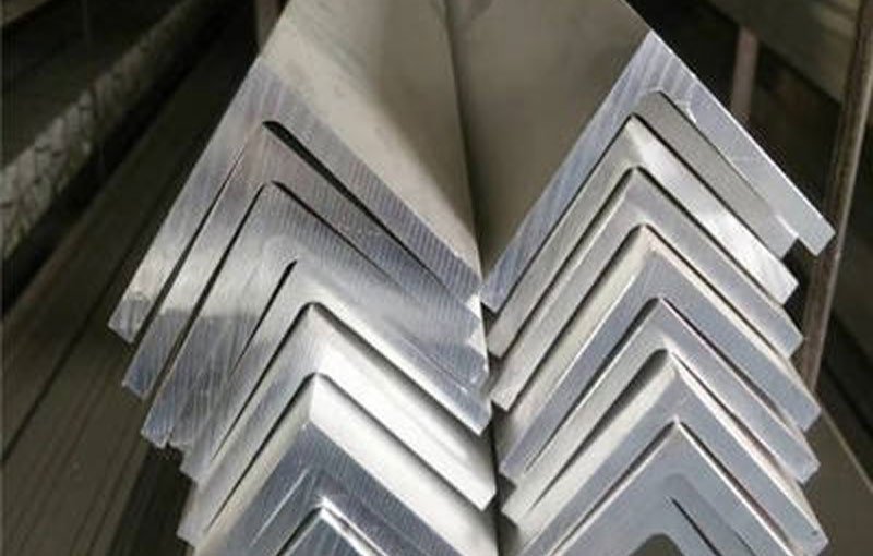 Q235 Galvanized angle steel - Image 2